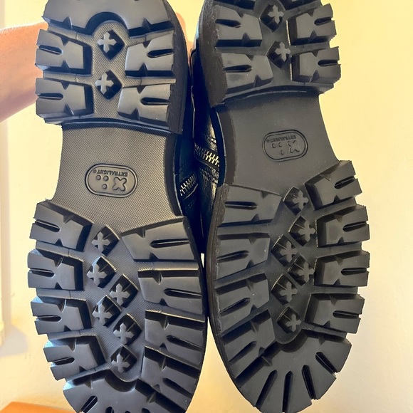 AS98 Lug Sole Ankle Boots - Picture 5 of 10